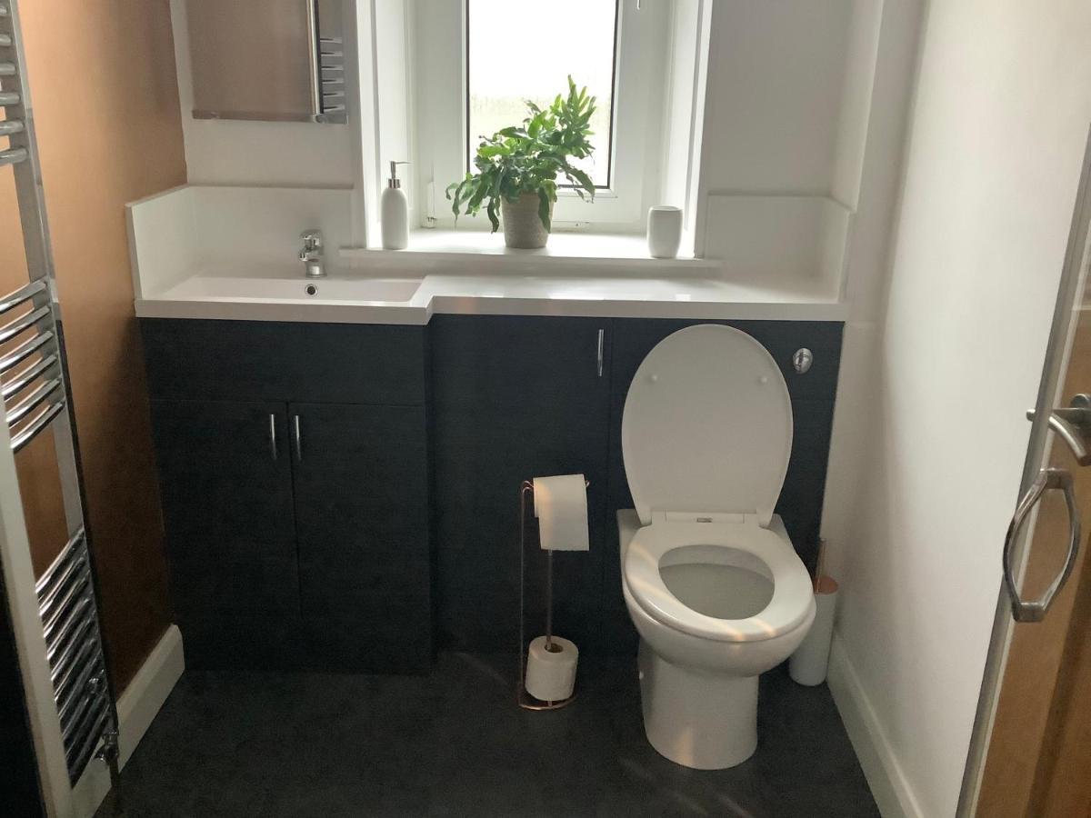 4 Stills Apartment Rothes Bagian luar foto