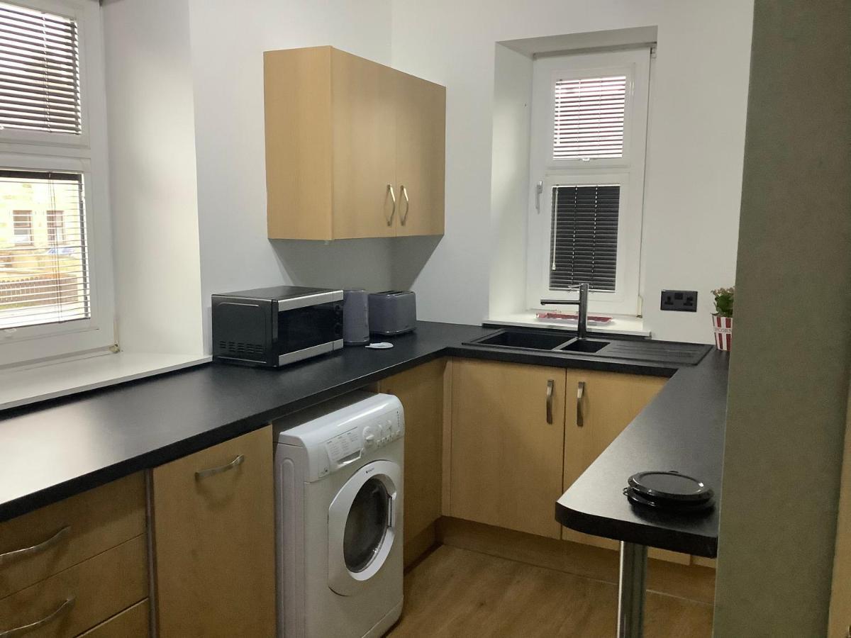 4 Stills Apartment Rothes Bagian luar foto