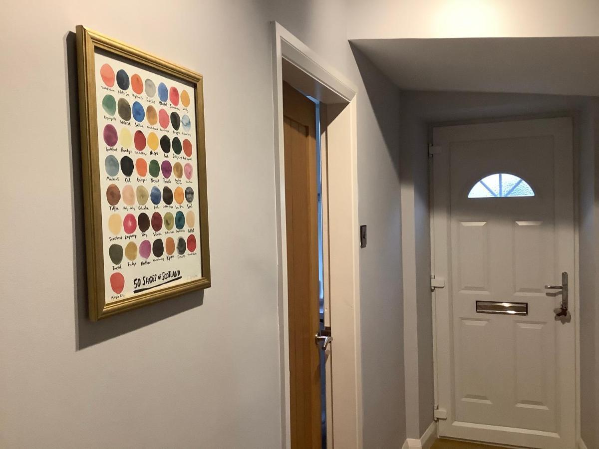 4 Stills Apartment Rothes Bagian luar foto